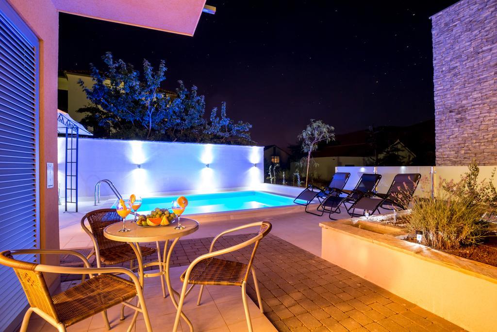 ستاري غراد Apartment Falcon الغرفة الصورة